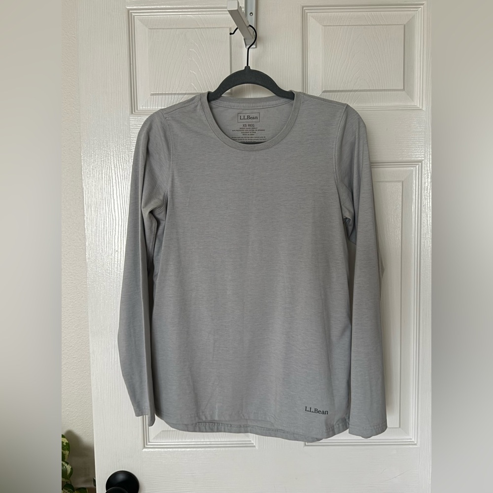 L.L.Bean Light Gray/Blue Long Sleeve Tee